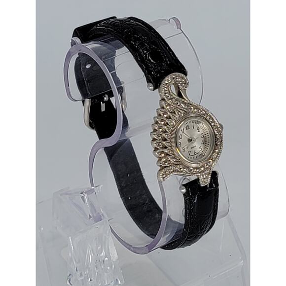 Avon Elegant Swan Black & Silver Toned Wristwatch w/ Adjustable Buckle Band